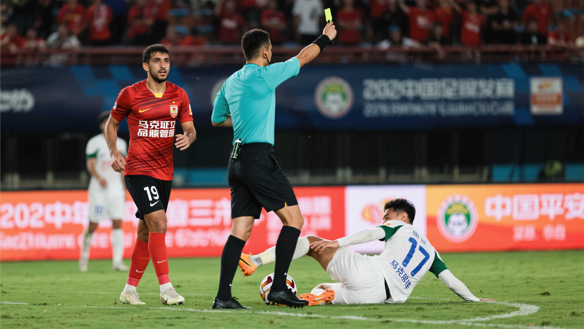 进一步突显 进一步突显