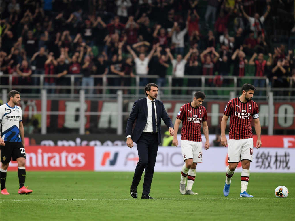 大利足球的 大利足球的